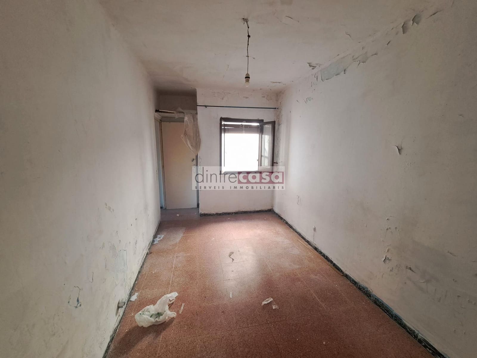 2 bedroom Flat for sale in Blanes - € 98,000 (Ref: 9552833)