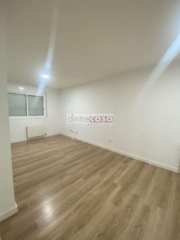 Piso de 3 habitaciones en Tordera en venta - 159.000 € (Ref: 9552840)