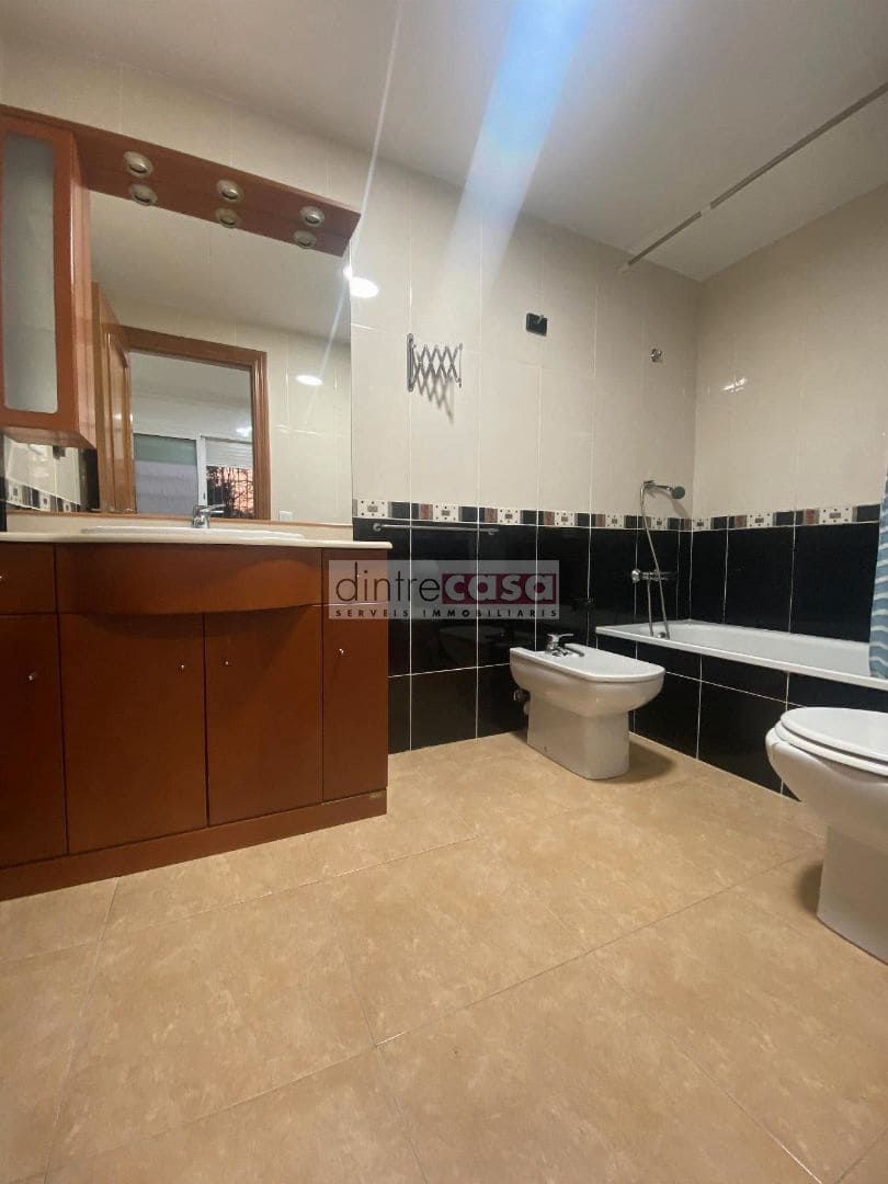 Piso de 3 habitaciones en Tordera en venta - 159.000 € (Ref: 9552840)