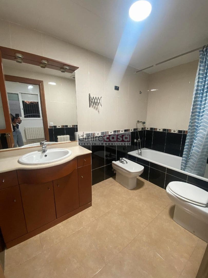 Piso de 3 habitaciones en Tordera en venta - 159.000 € (Ref: 9552840)