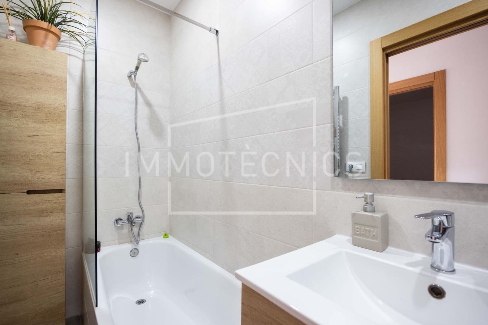 3 bedroom Penthouse for sale in La Garriga - € 280,000 (Ref: 10047468)