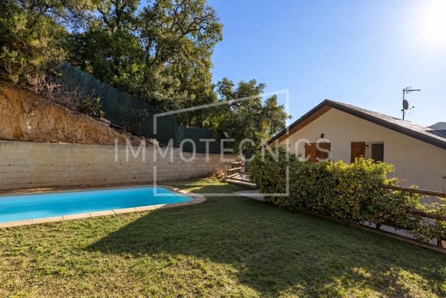4 sovrum Villa till salu i Sant Cebrià de Vallalta med pool garage - 348 000 € (Ref: 10049435)
