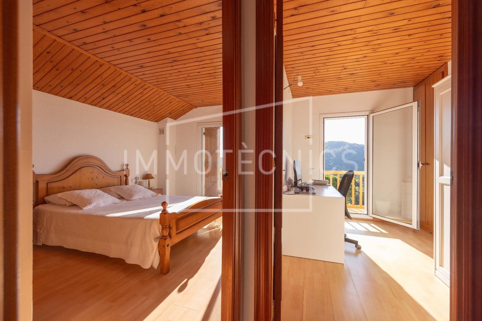 4 bedroom Villa for sale in Sant Cebria de Vallalta with pool garage - € 348,000 (Ref: 10049435)