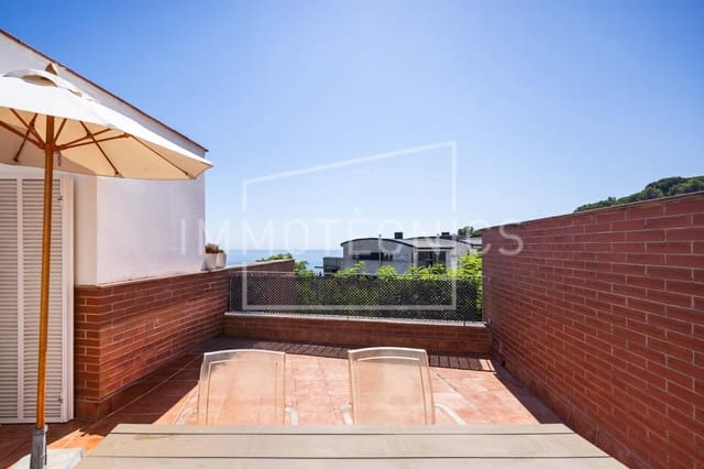 4 chambre Villa/Maison Mitoyenne à vendre à Caldes d'Estrac avec garage - 445 000 € (Ref: 10055465)