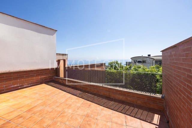 4 chambre Villa/Maison Mitoyenne à vendre à Caldes d'Estrac avec garage - 445 000 € (Ref: 10055465)