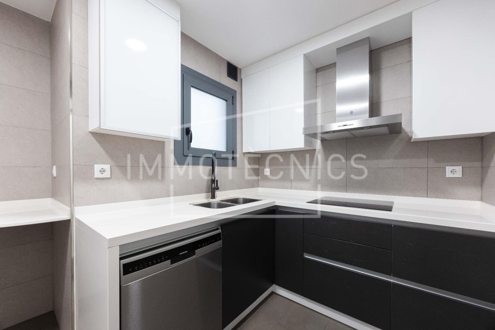 4 sovrum Lägenhet till salu i Granollers - 375 000 € (Ref: 10089856)