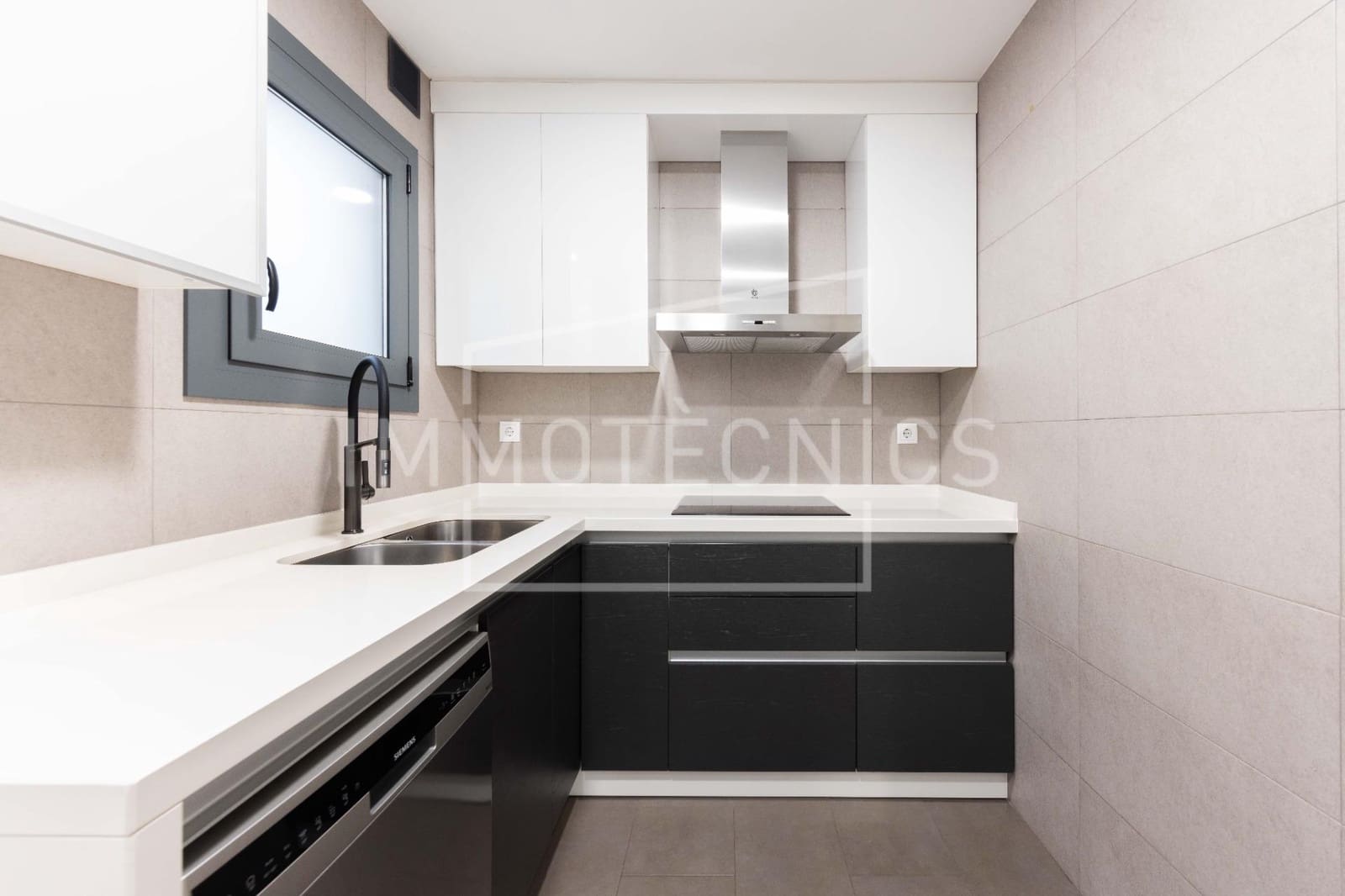 4 sovrum Lägenhet till salu i Granollers - 375 000 € (Ref: 10089856)