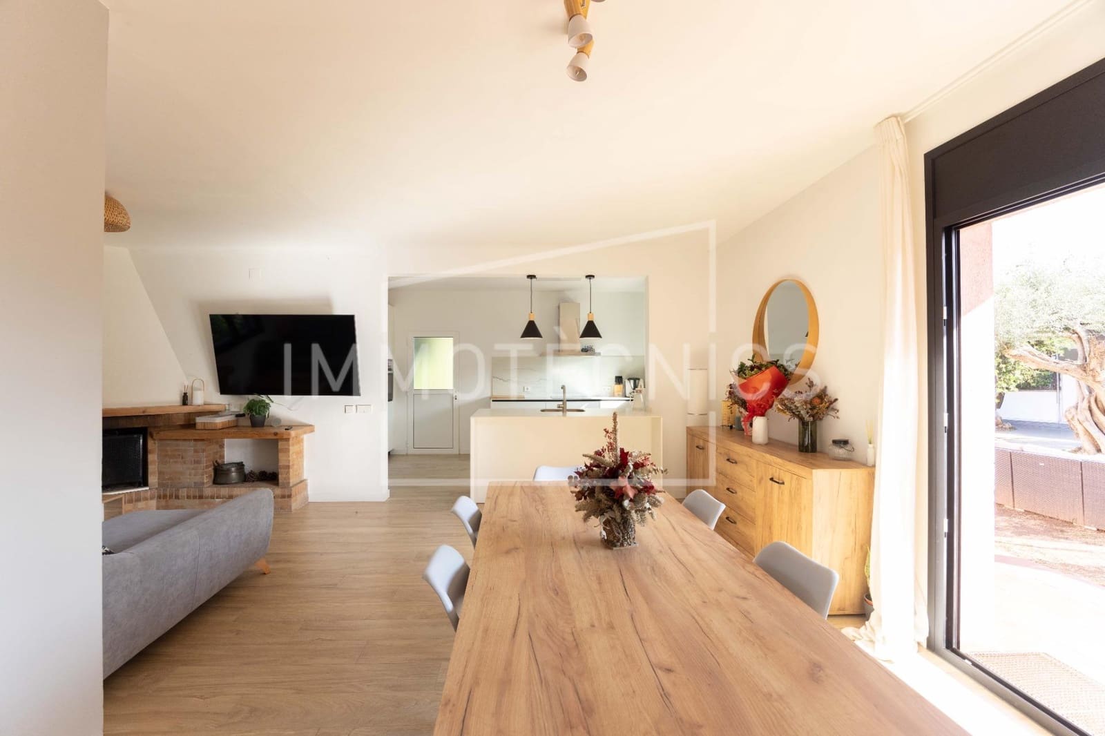 4 sypialnia Willa na sprzedaż w Llinars del Valles - 450 000 € (Ref: 10098555)