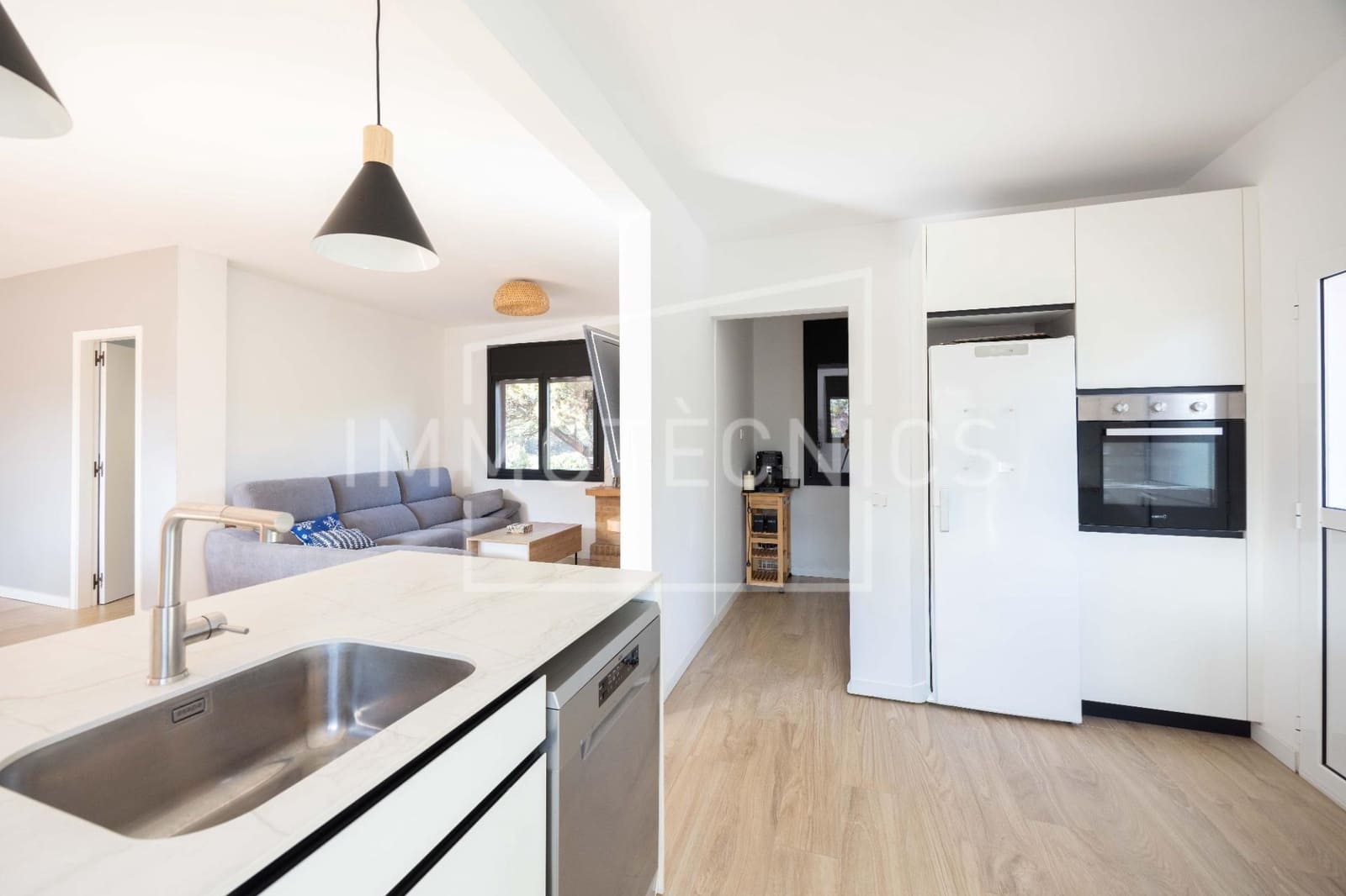 4 sypialnia Willa na sprzedaż w Llinars del Valles - 450 000 € (Ref: 10098555)