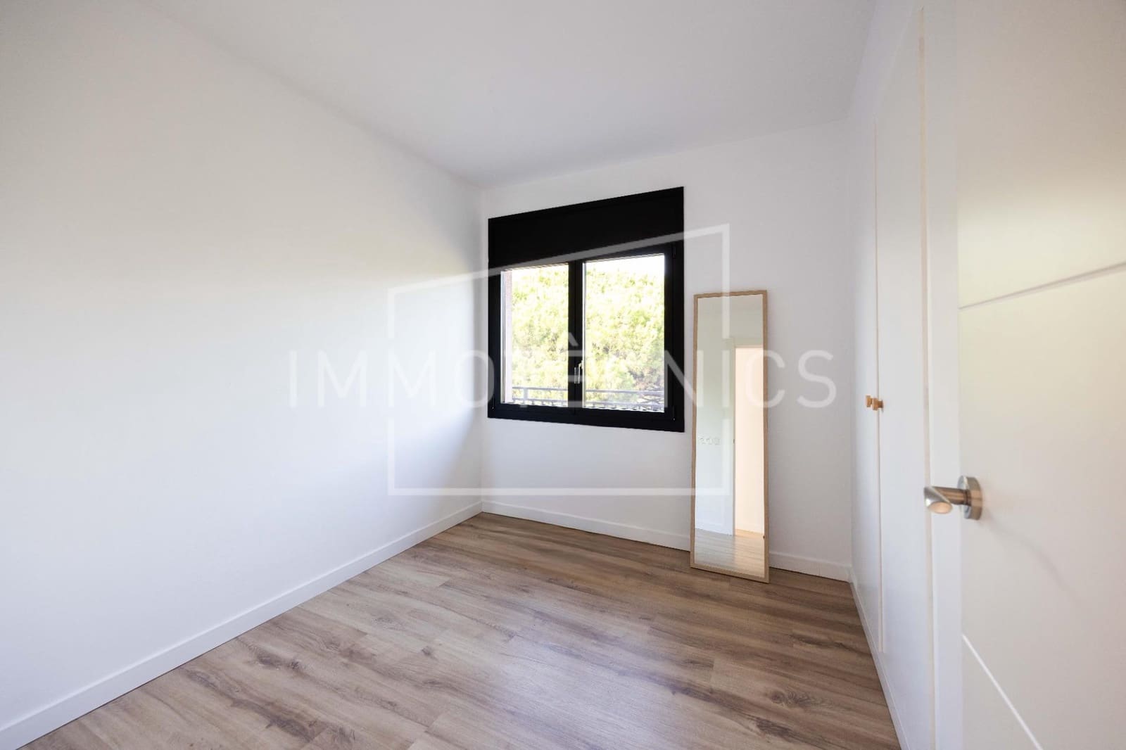 4 sypialnia Willa na sprzedaż w Llinars del Valles - 450 000 € (Ref: 10098555)