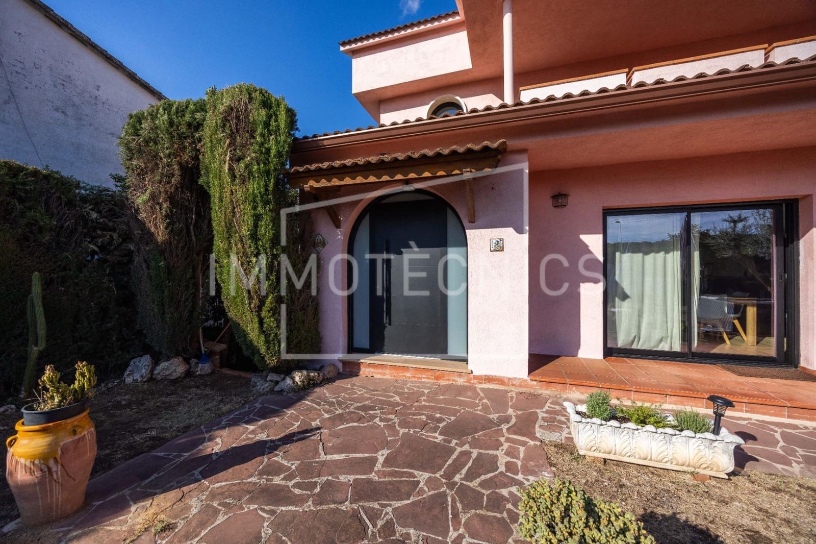 4 sypialnia Willa na sprzedaż w Llinars del Valles - 450 000 € (Ref: 10098555)
