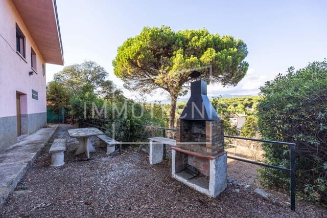 4 chambre Villa/Maison à vendre à Llinars del Vallès - 450 000 € (Ref: 10098555)