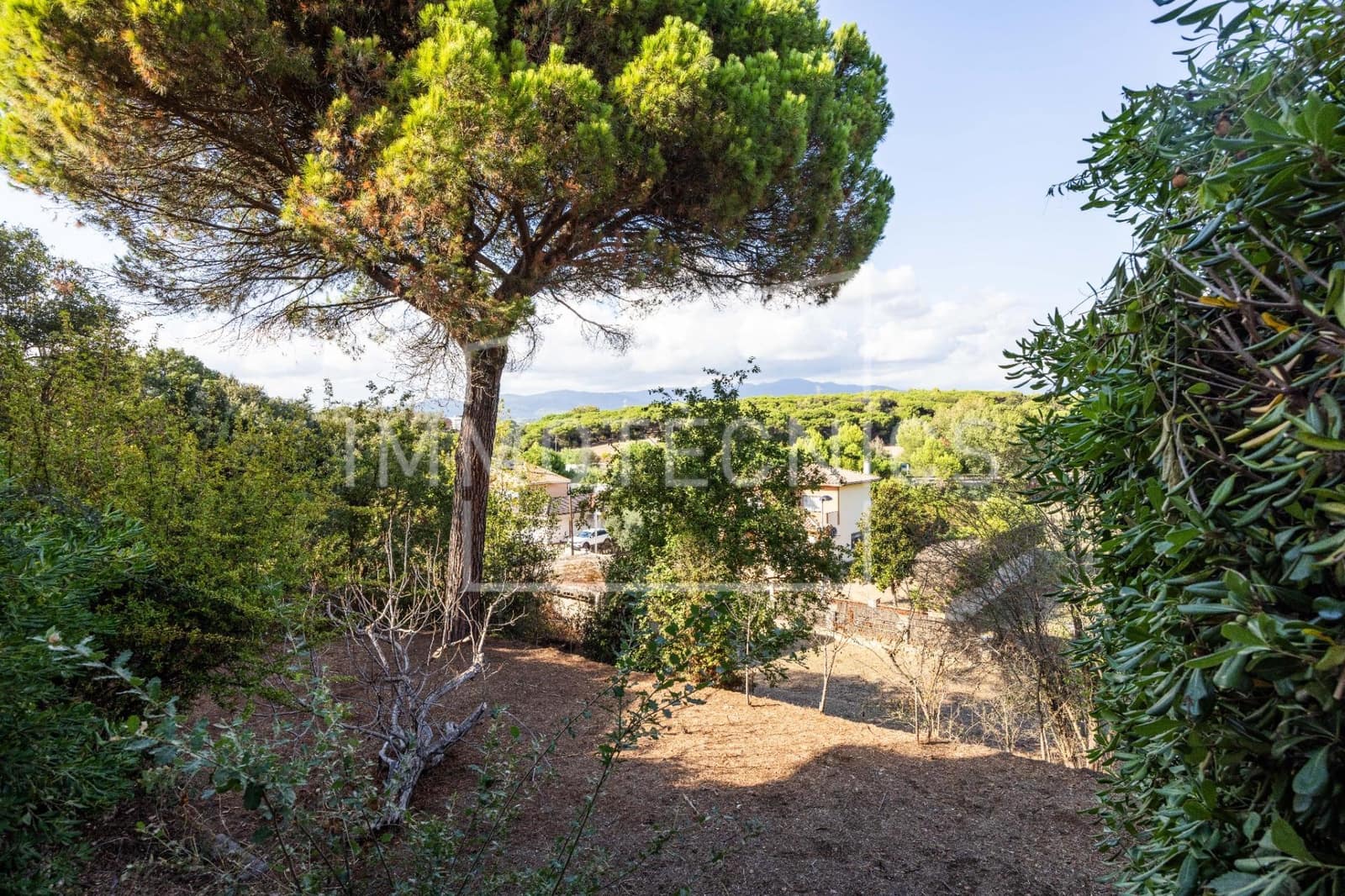 4 bedroom Villa for sale in Llinars del Valles with garage - € 450,000 (Ref: 10098555)