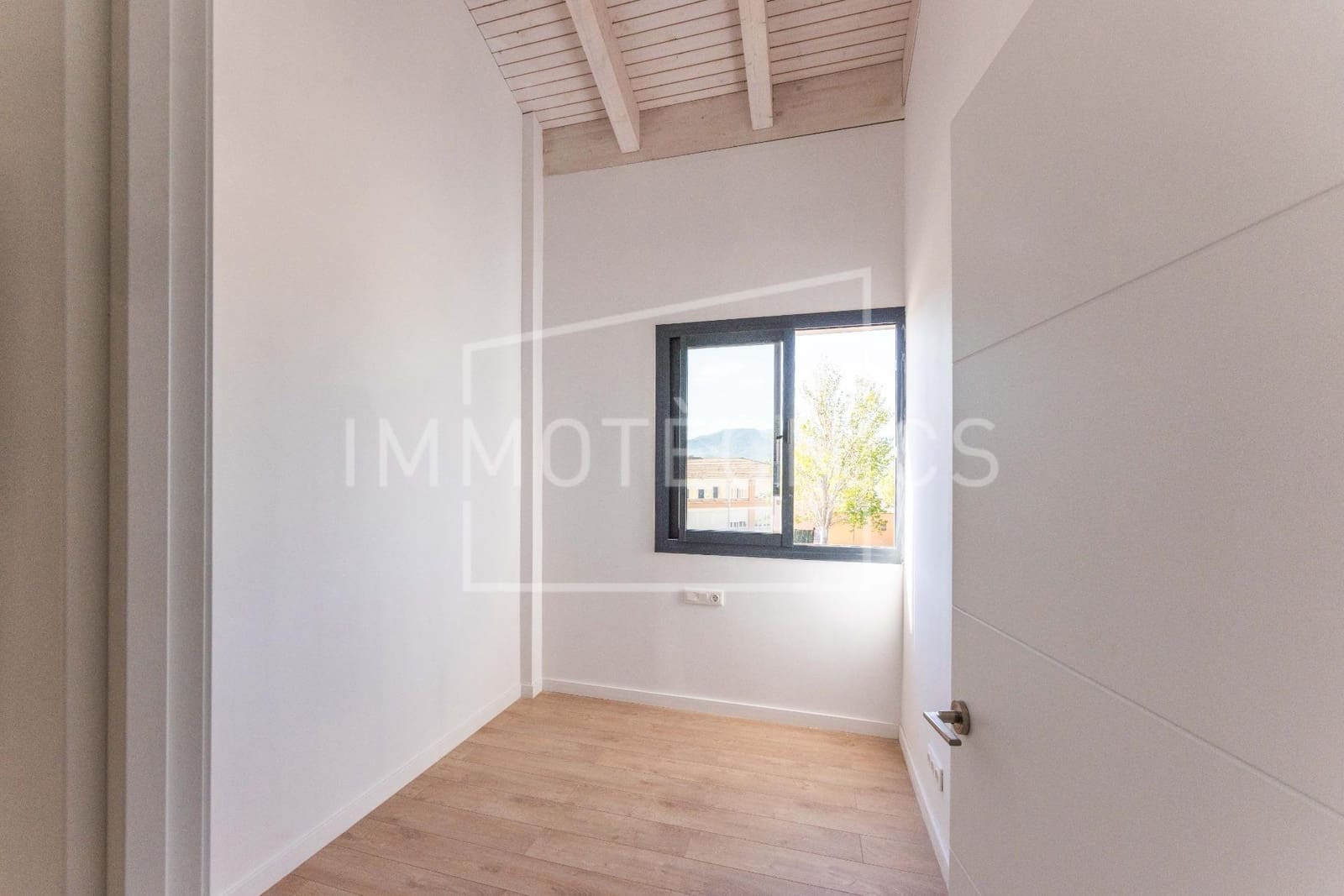 3 chambre Villa/Maison Mitoyenne à vendre à Hostalric avec garage - 375 000 € (Ref: 10102766)