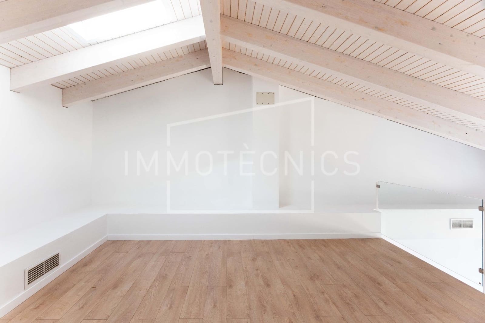 3 chambre Villa/Maison Mitoyenne à vendre à Hostalric avec garage - 375 000 € (Ref: 10102766)