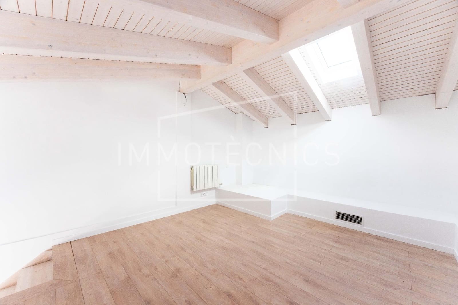 3 chambre Villa/Maison Mitoyenne à vendre à Hostalric avec garage - 375 000 € (Ref: 10102766)