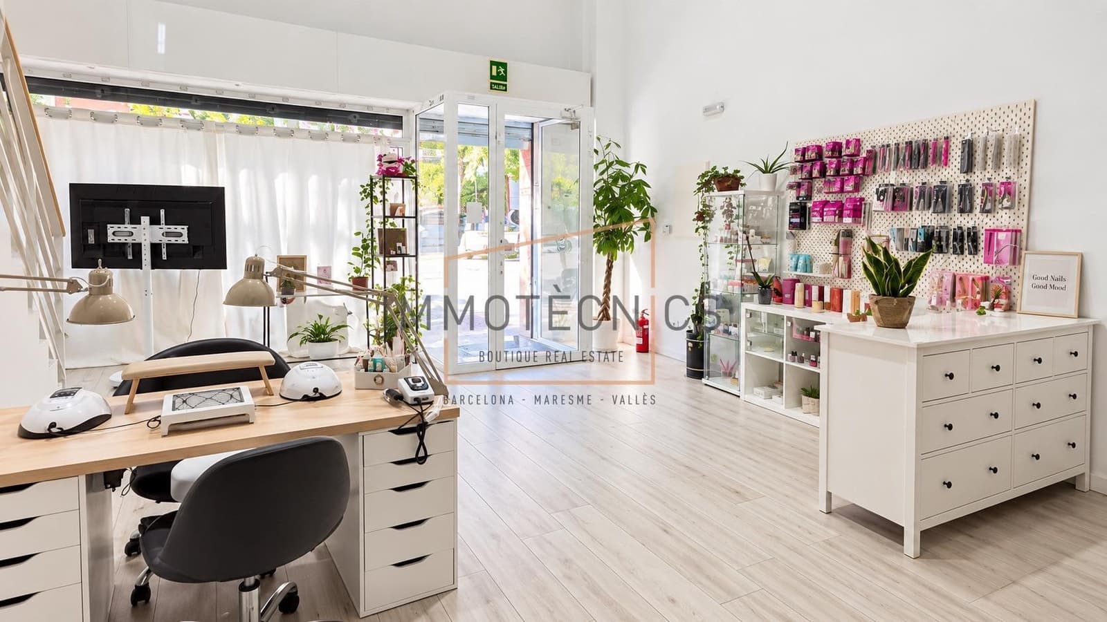 Kommersiell till salu i Mataro - 290 000 € (Ref: 10120041)