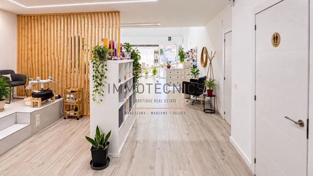 Kommersiell till salu i Mataró - 290 000 € (Ref: 10120041)