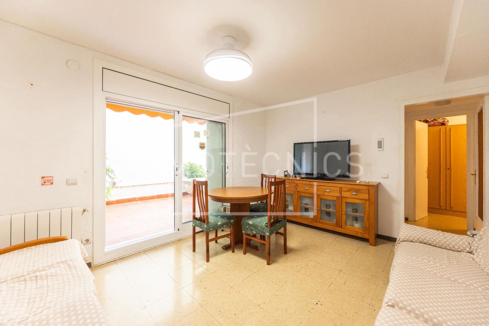 3 slaapkamer Flat te koop in Caldes d'Estrac met zwembad - € 280.000 (Ref: 10161628)