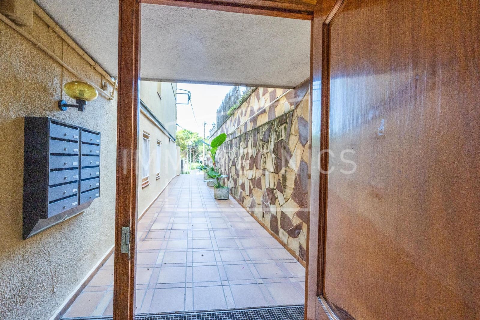 3 slaapkamer Flat te koop in Caldes d'Estrac met zwembad - € 280.000 (Ref: 10161628)