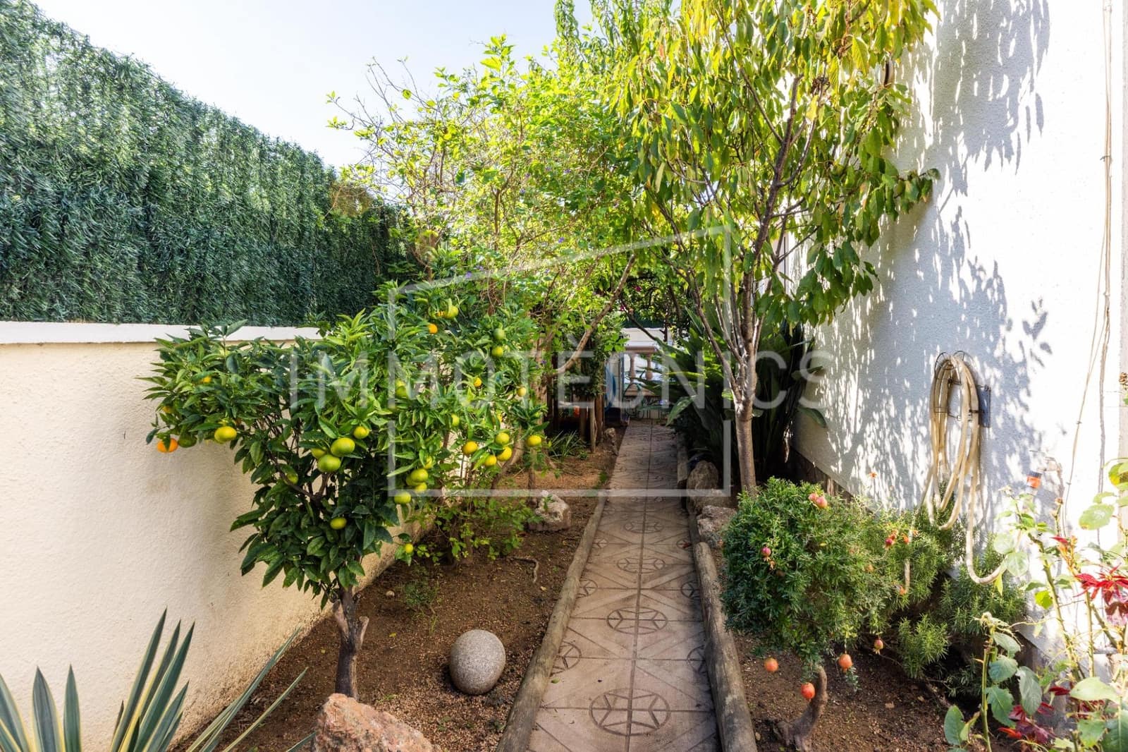 4 bedroom Villa for sale in Empuriabrava with pool garage - € 495,000 (Ref: 10165174)