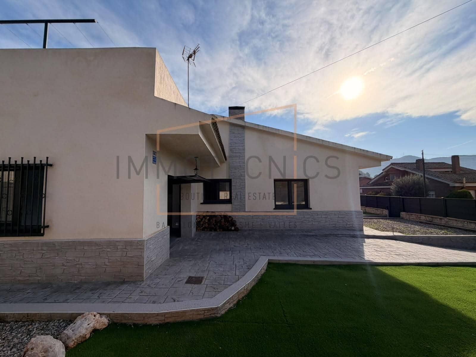 4 soverom Villa til leie i Martorelles med garasje - € 1 950 (Ref: 10177346)
