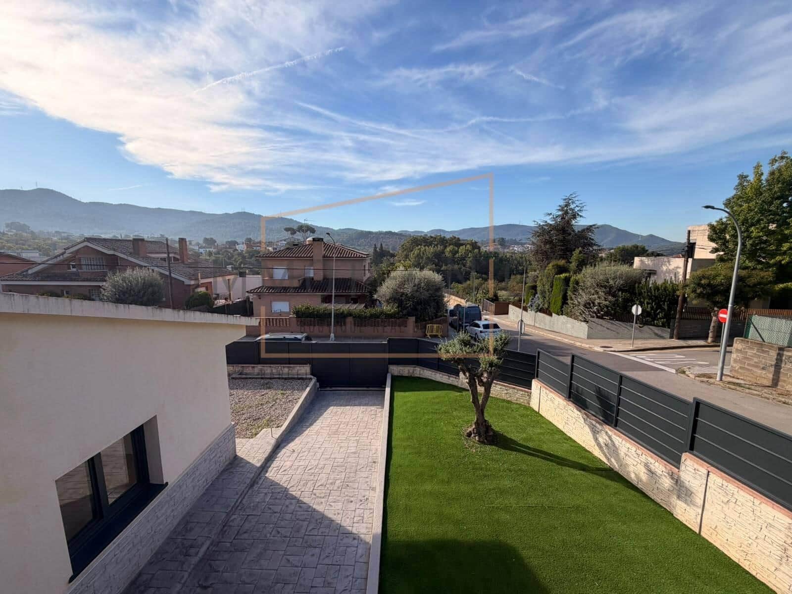 4 soverom Villa til leie i Martorelles med garasje - € 1 950 (Ref: 10177346)