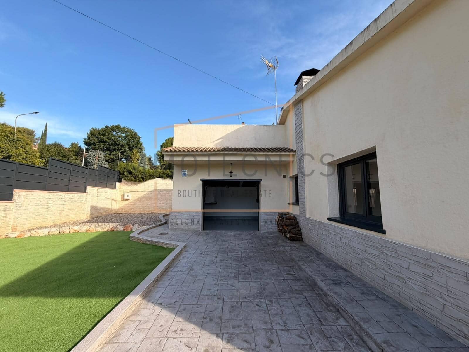 4 soverom Villa til leie i Martorelles med garasje - € 1 950 (Ref: 10177346)
