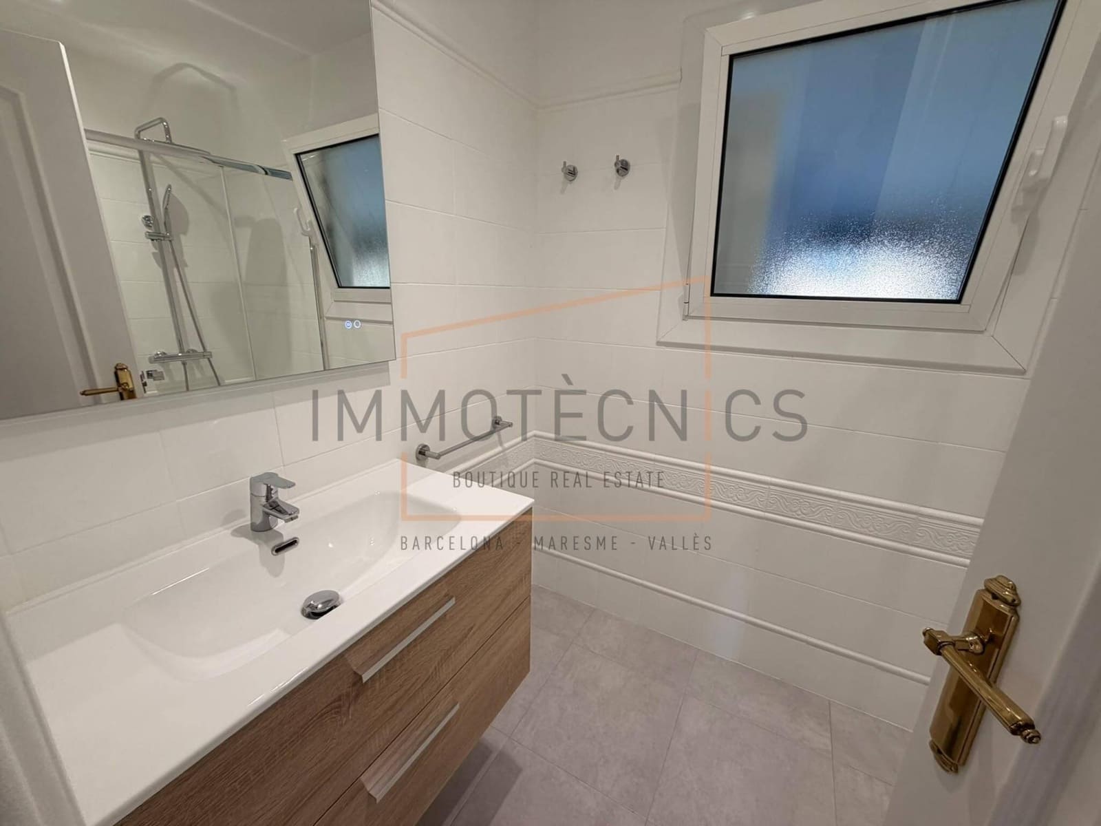 4 soverom Villa til leie i Martorelles med garasje - € 1 950 (Ref: 10177346)