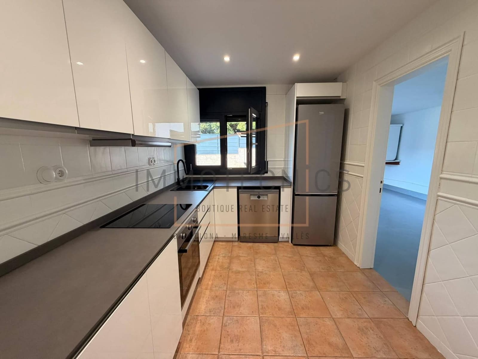 4 soverom Villa til leie i Martorelles med garasje - € 1 950 (Ref: 10177346)