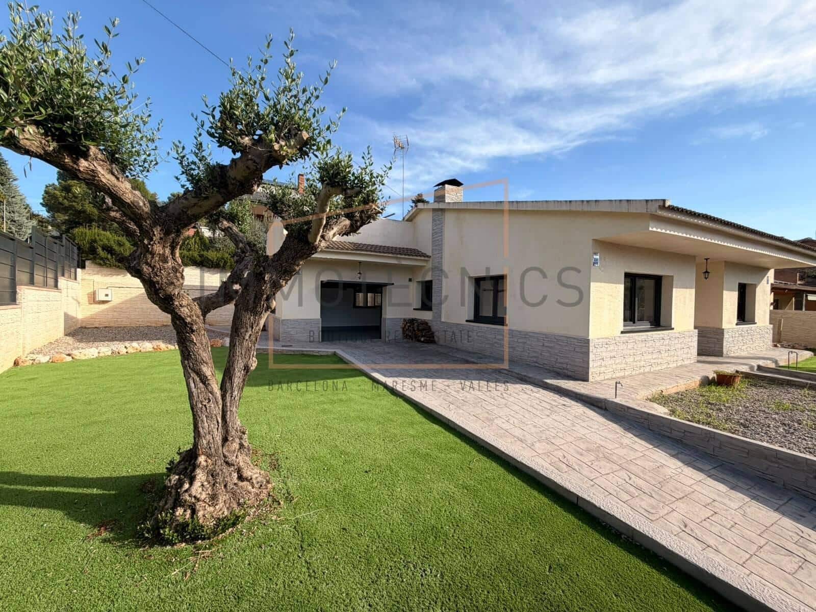 4 soverom Villa til leie i Martorelles med garasje - € 1 950 (Ref: 10177346)