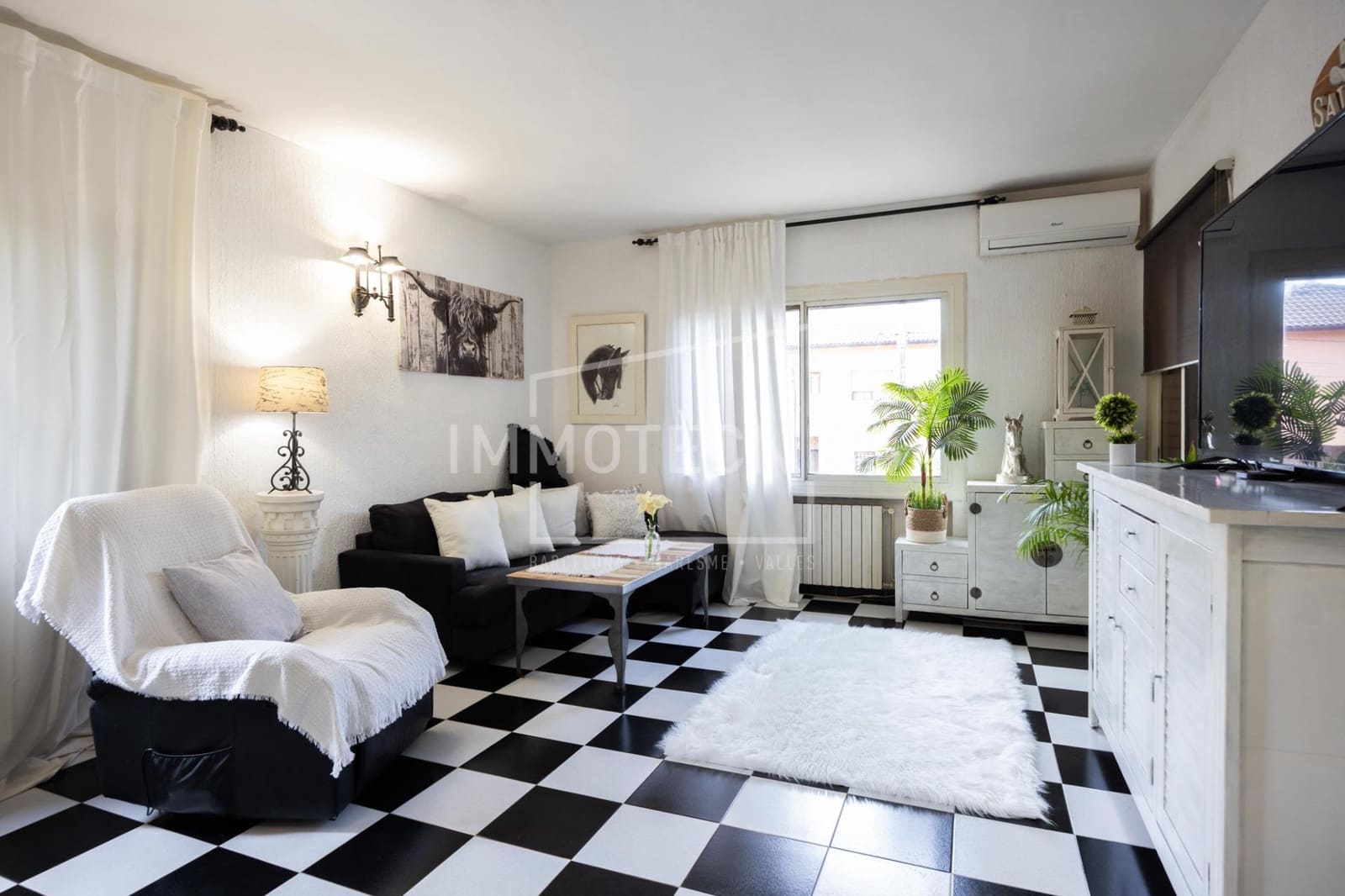 5 bedroom Finca/Country House for sale in Canoves i Samalus with pool - € 420,000 (Ref: 10177347)