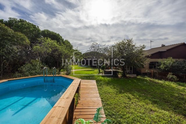 5 bedroom Finca/Country House for sale in Cànoves i Samalús with pool - € 420,000 (Ref: 10177347)