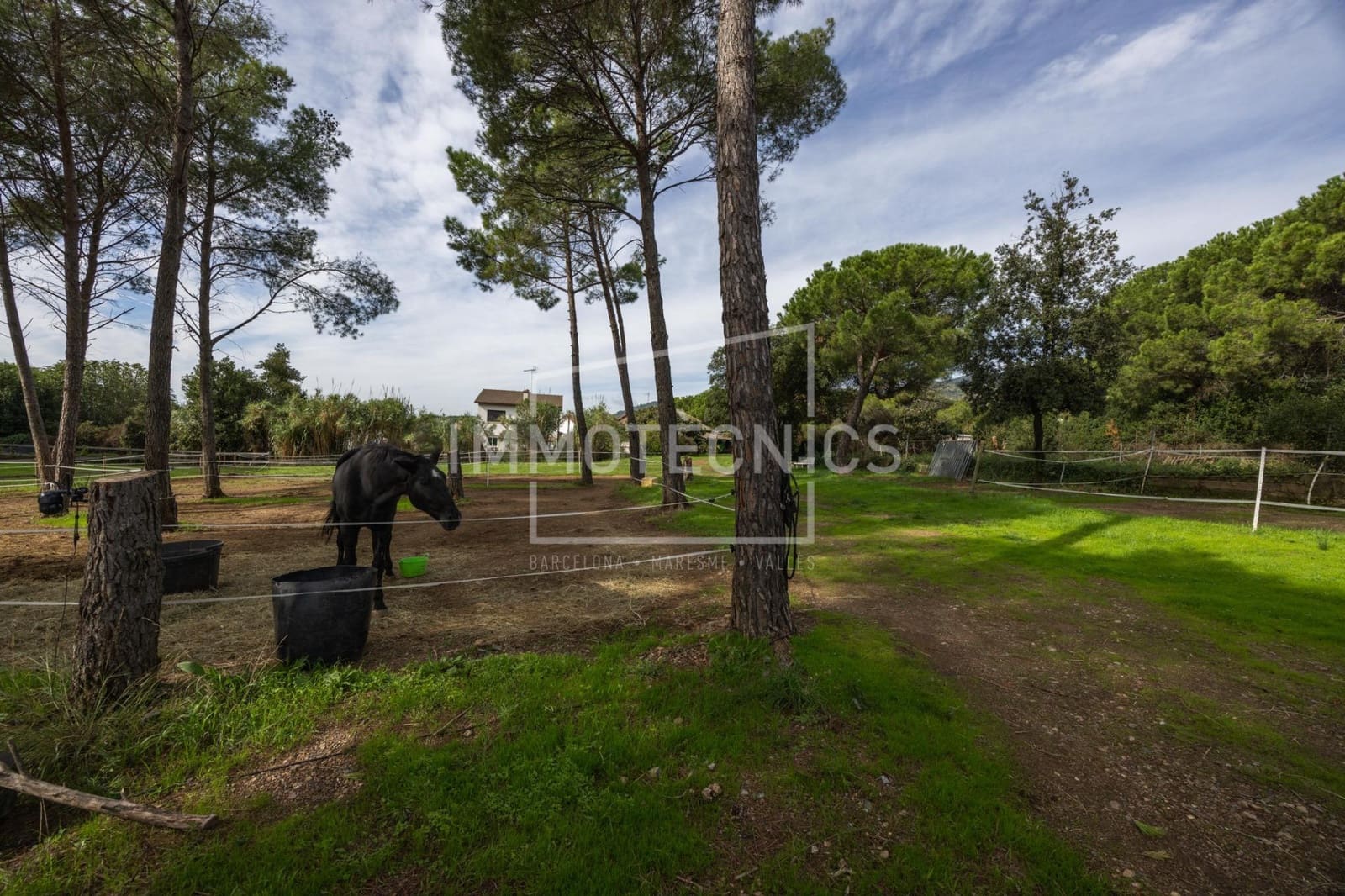 5 bedroom Finca/Country House for sale in Canoves i Samalus with pool - € 420,000 (Ref: 10177347)