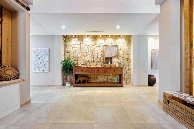 10 soveværelse Villa til salg i Santa Eulàlia de Ronçana med swimmingpool garage - € 2.200.000 (Ref: 9602730)