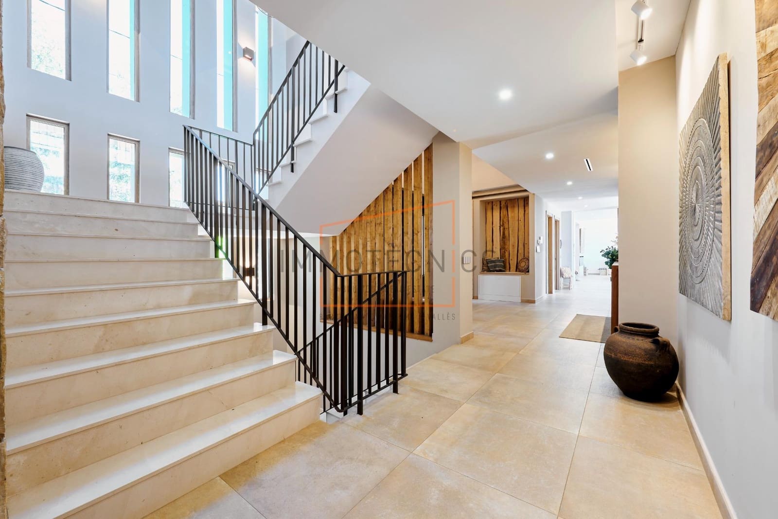 10 soveværelse Villa til salg i Santa Eulalia de Roncana med swimmingpool garage - € 2.200.000 (Ref: 9602730)