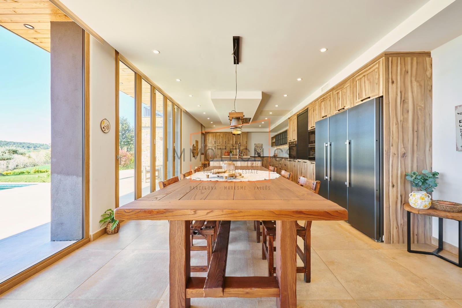 10 soveværelse Villa til salg i Santa Eulalia de Roncana med swimmingpool garage - € 2.200.000 (Ref: 9602730)