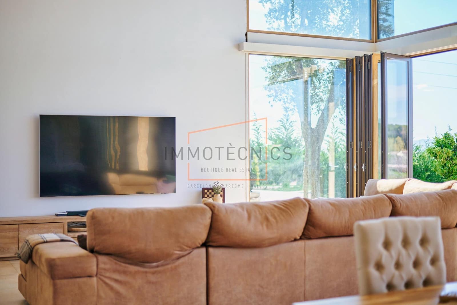 10 soveværelse Villa til salg i Santa Eulalia de Roncana med swimmingpool garage - € 2.200.000 (Ref: 9602730)