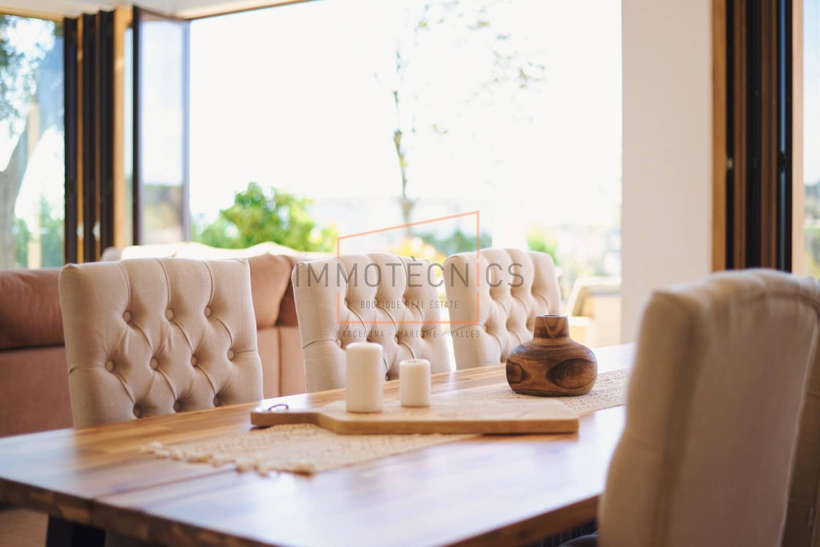 10 soveværelse Villa til salg i Santa Eulalia de Roncana med swimmingpool garage - € 2.200.000 (Ref: 9602730)