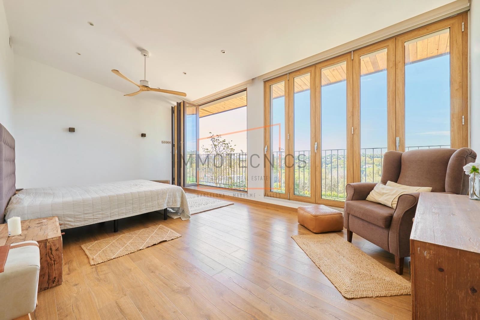 10 soveværelse Villa til salg i Santa Eulalia de Roncana med swimmingpool garage - € 2.200.000 (Ref: 9602730)