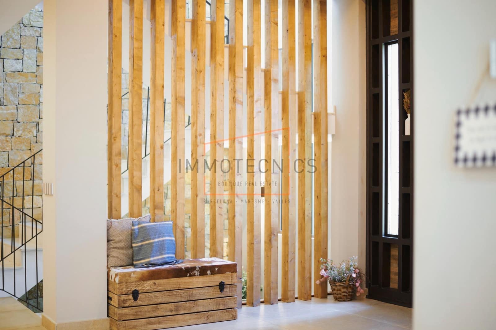 10 soveværelse Villa til salg i Santa Eulalia de Roncana med swimmingpool garage - € 2.200.000 (Ref: 9602730)