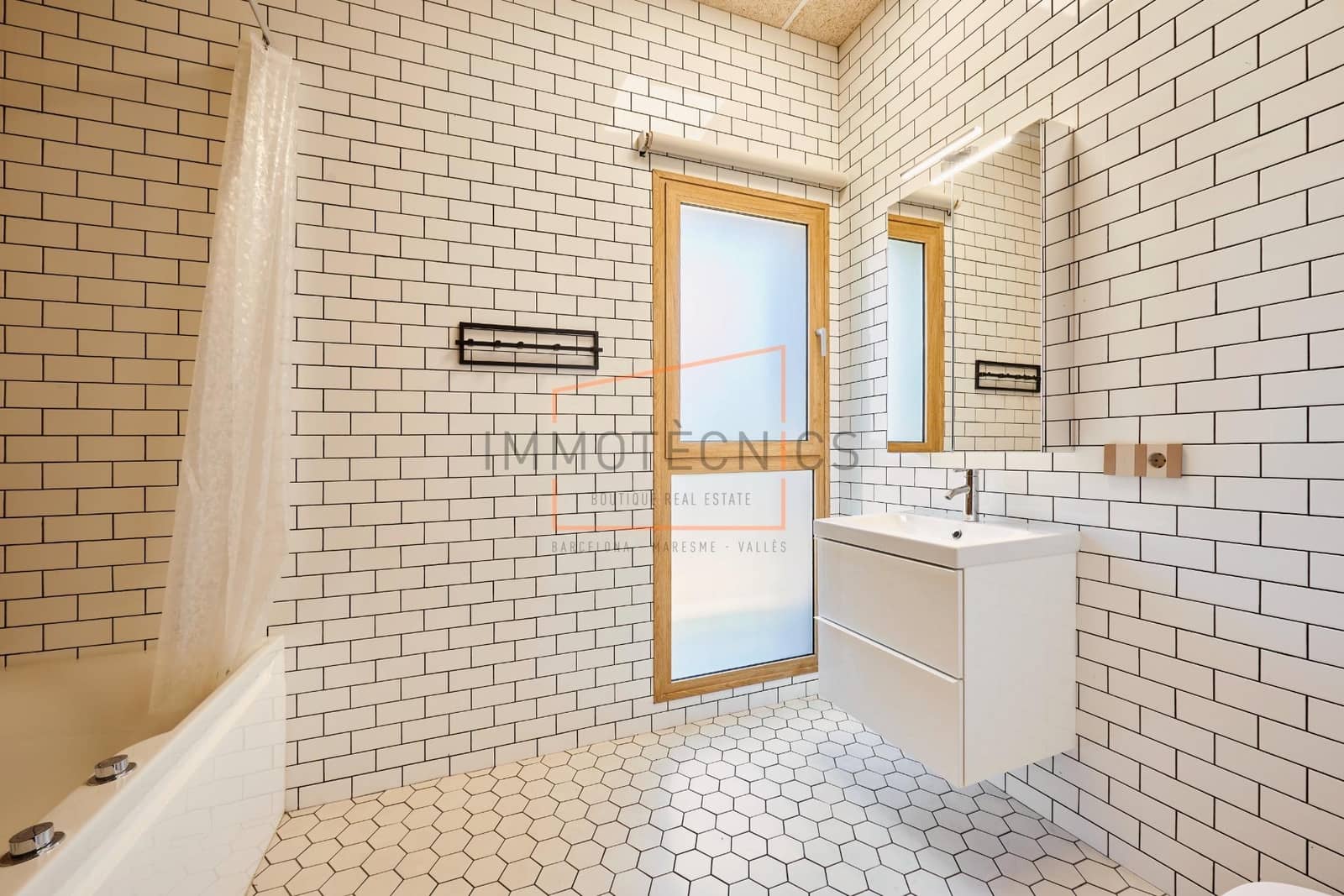 10 soveværelse Villa til salg i Santa Eulalia de Roncana med swimmingpool garage - € 2.200.000 (Ref: 9602730)