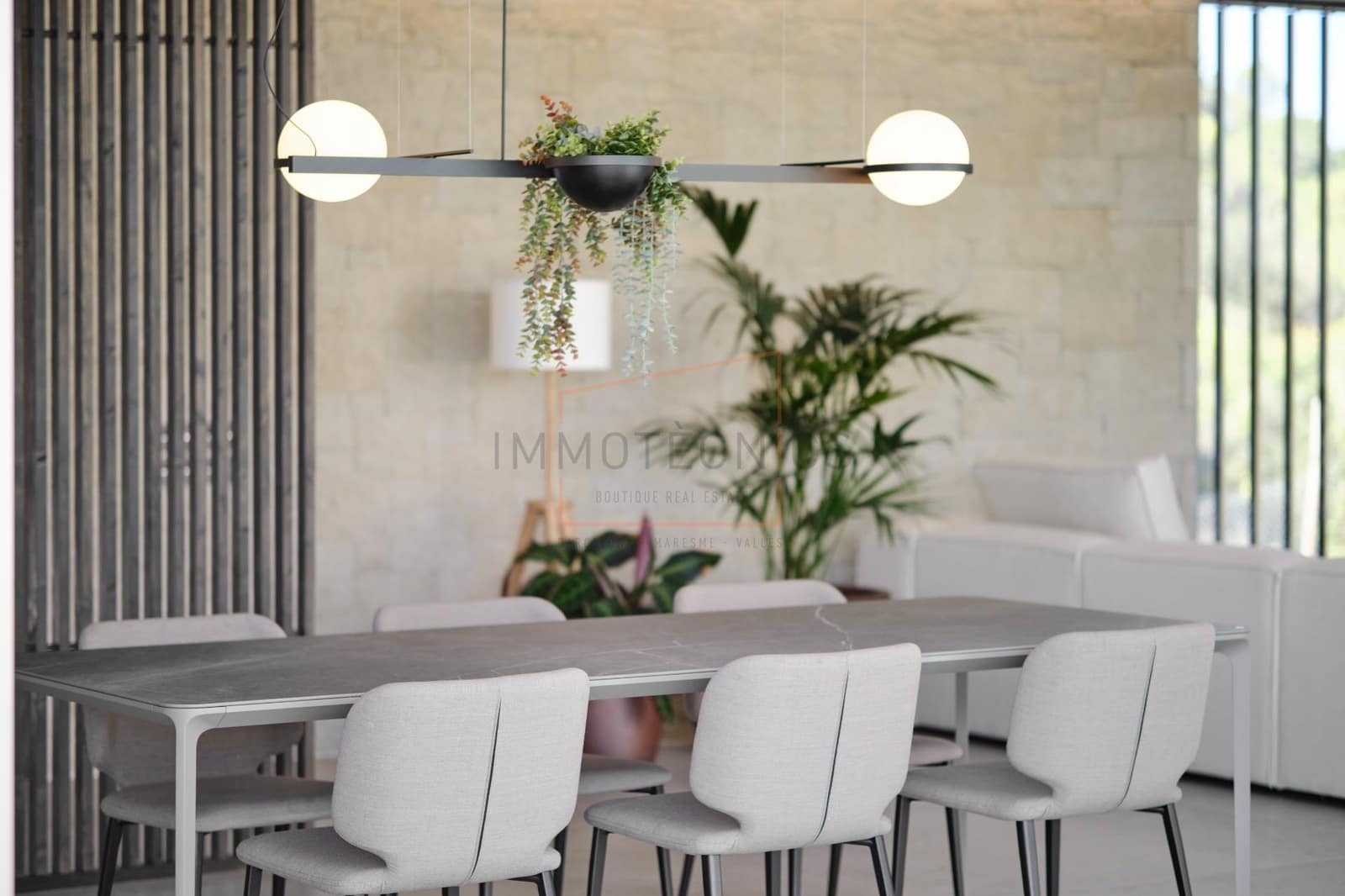 4 soveværelse Villa til salg i Vallromanes med swimmingpool garage - € 1.350.000 (Ref: 9602731)