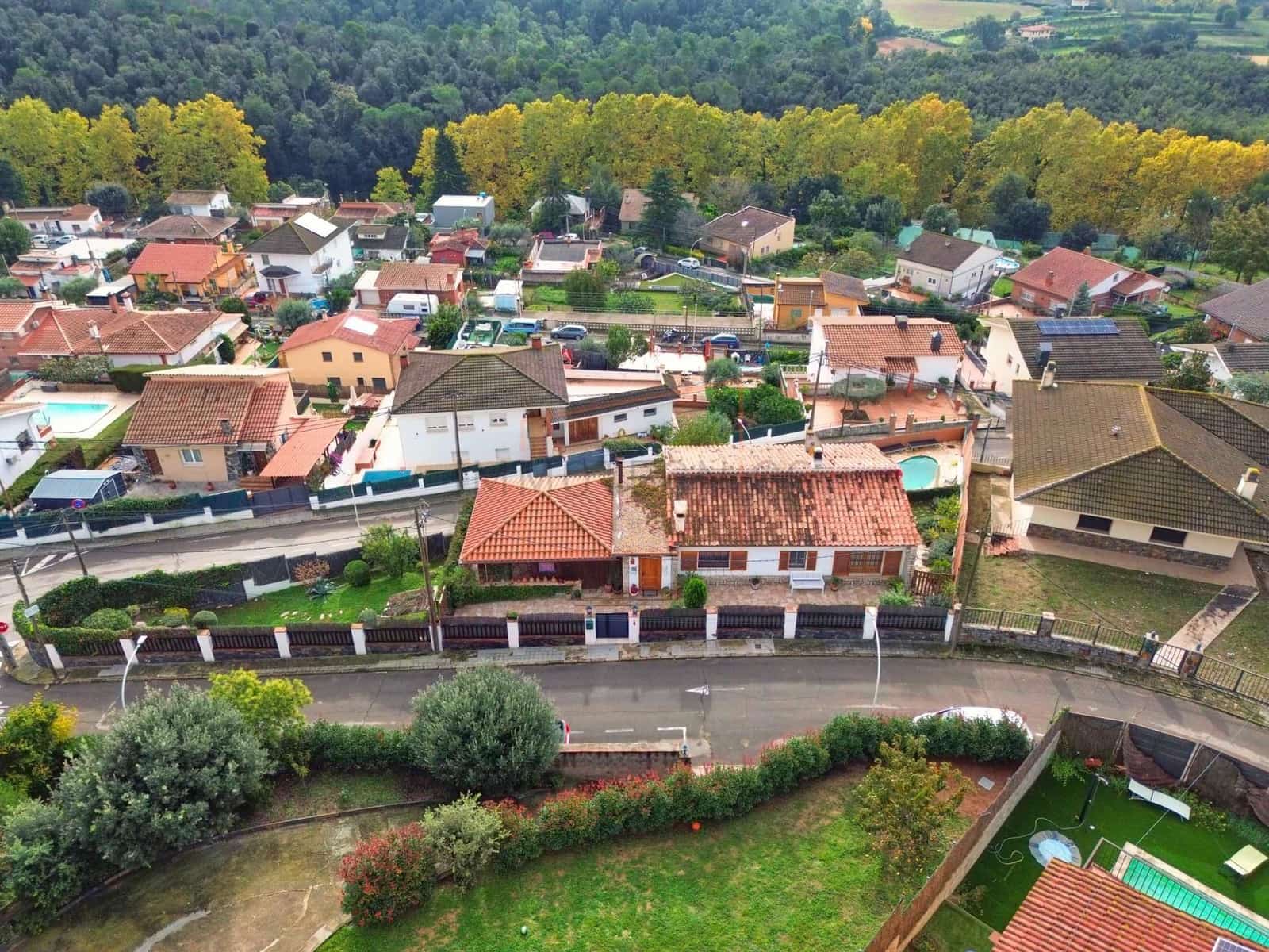 4 bedroom Villa for sale in Les Franqueses del Valles with pool garage - € 459,000 (Ref: 9602732)