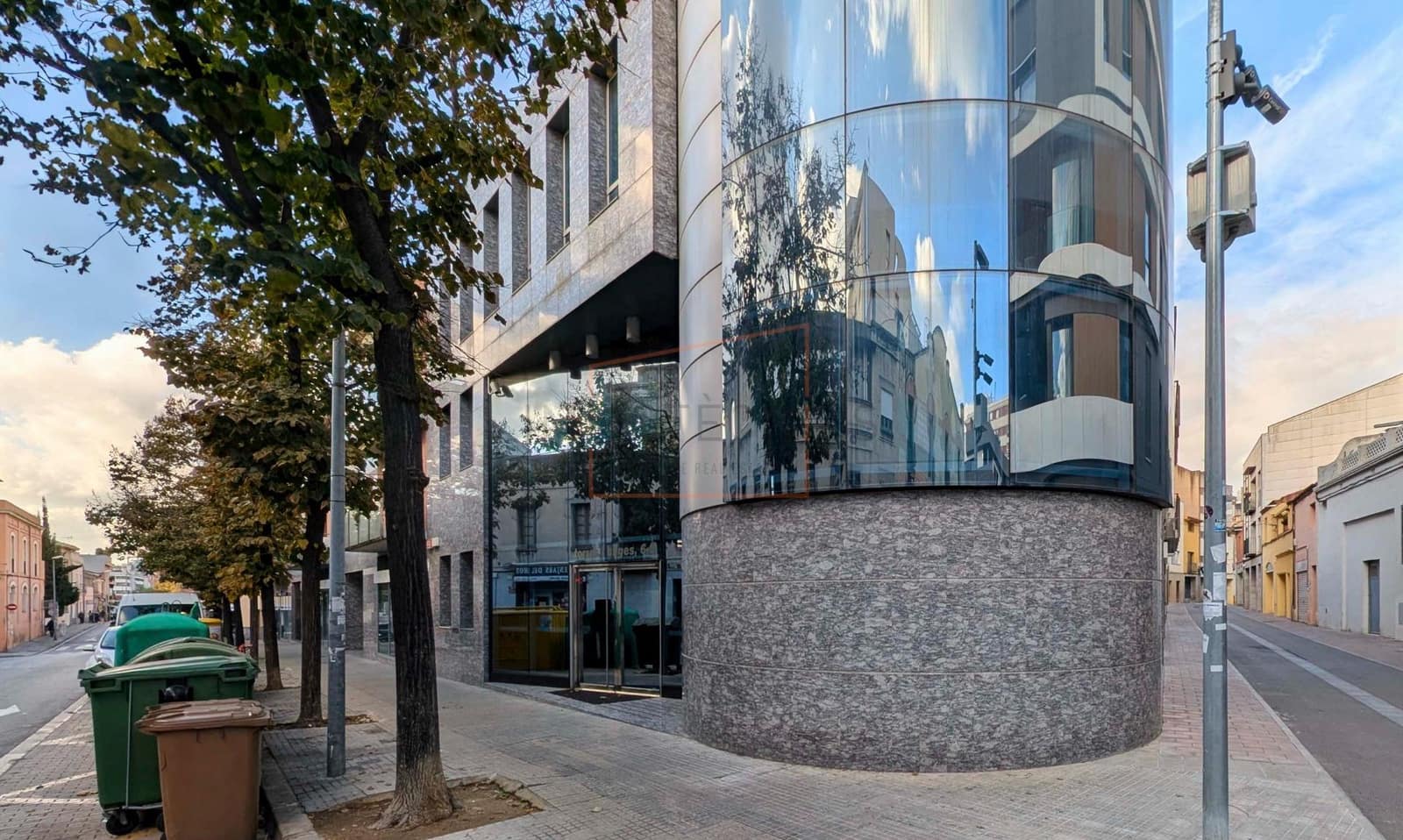 Hotel zu verkaufen in Granollers mit Garage - 1.300.000 € (Ref: 9602733)