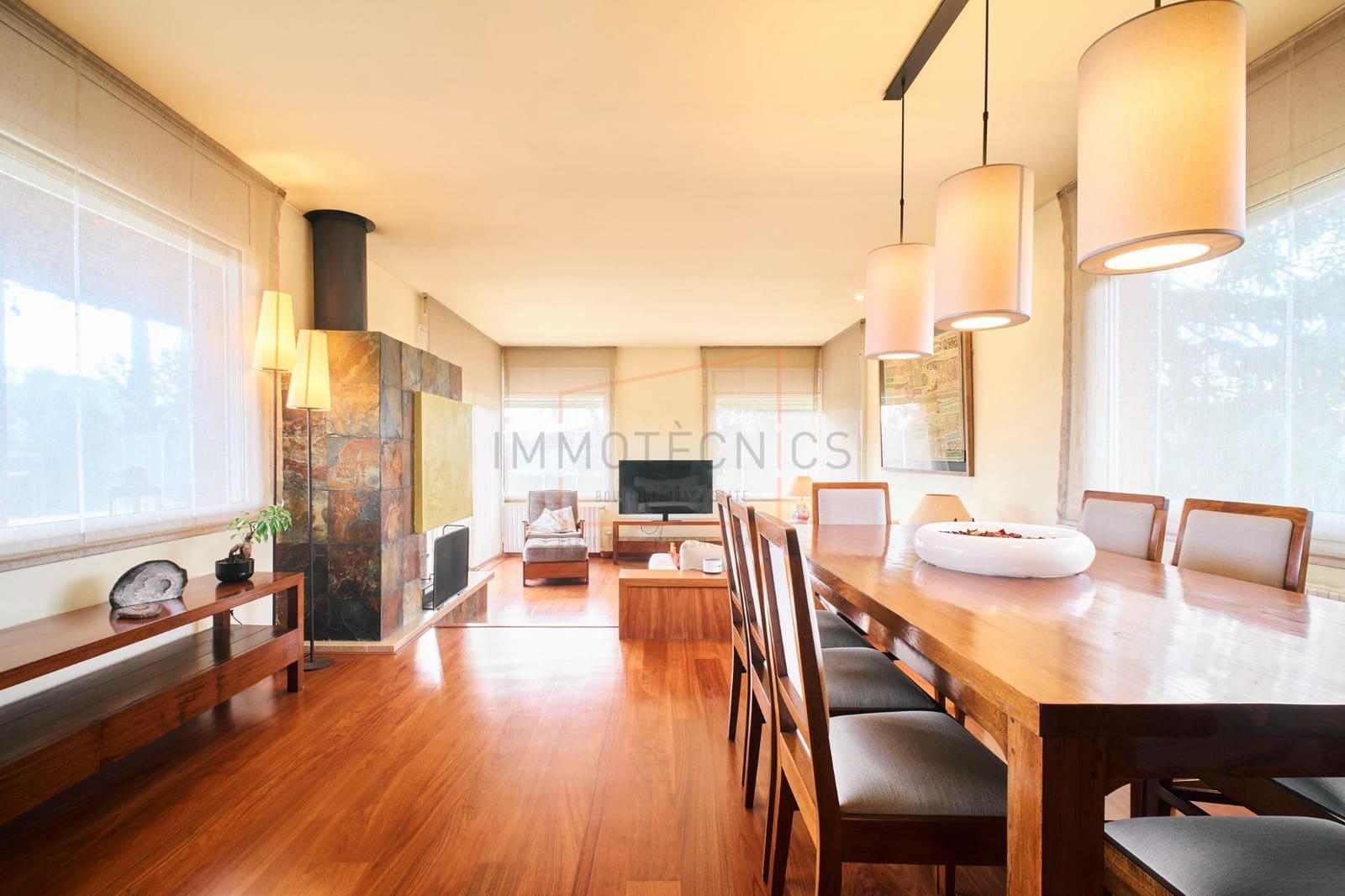 6 bedroom Villa for sale in Canovelles with pool garage - € 750,000 (Ref: 9602734)