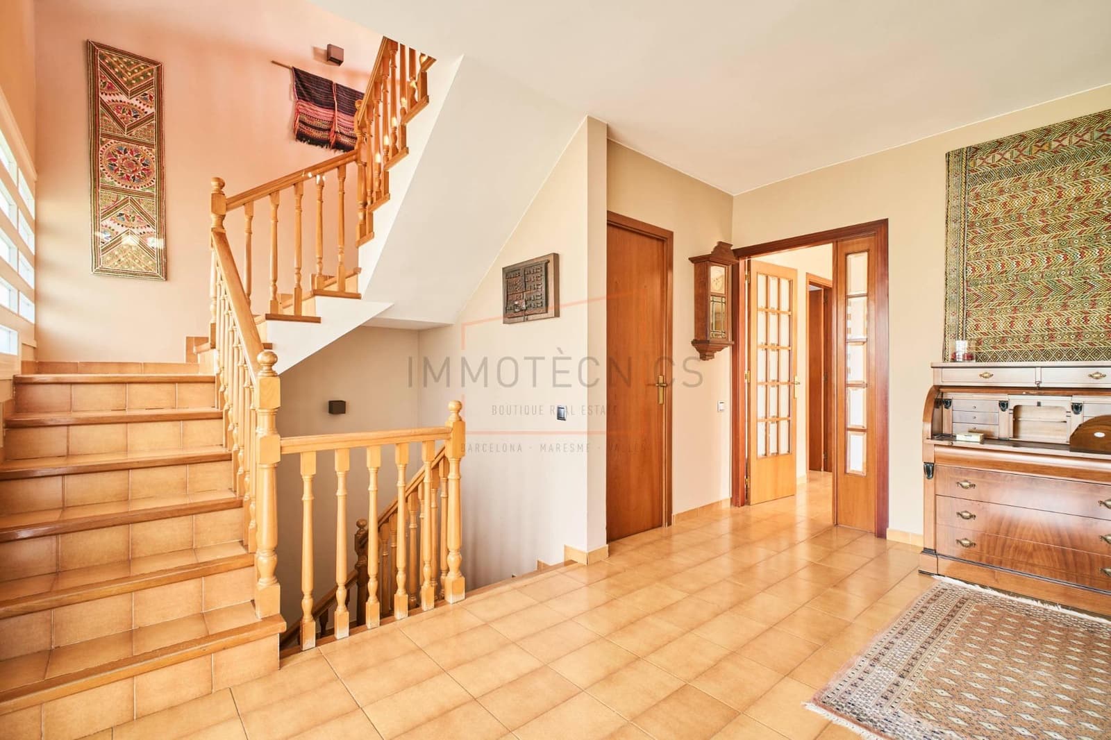 6 bedroom Villa for sale in Canovelles with pool garage - € 750,000 (Ref: 9602734)