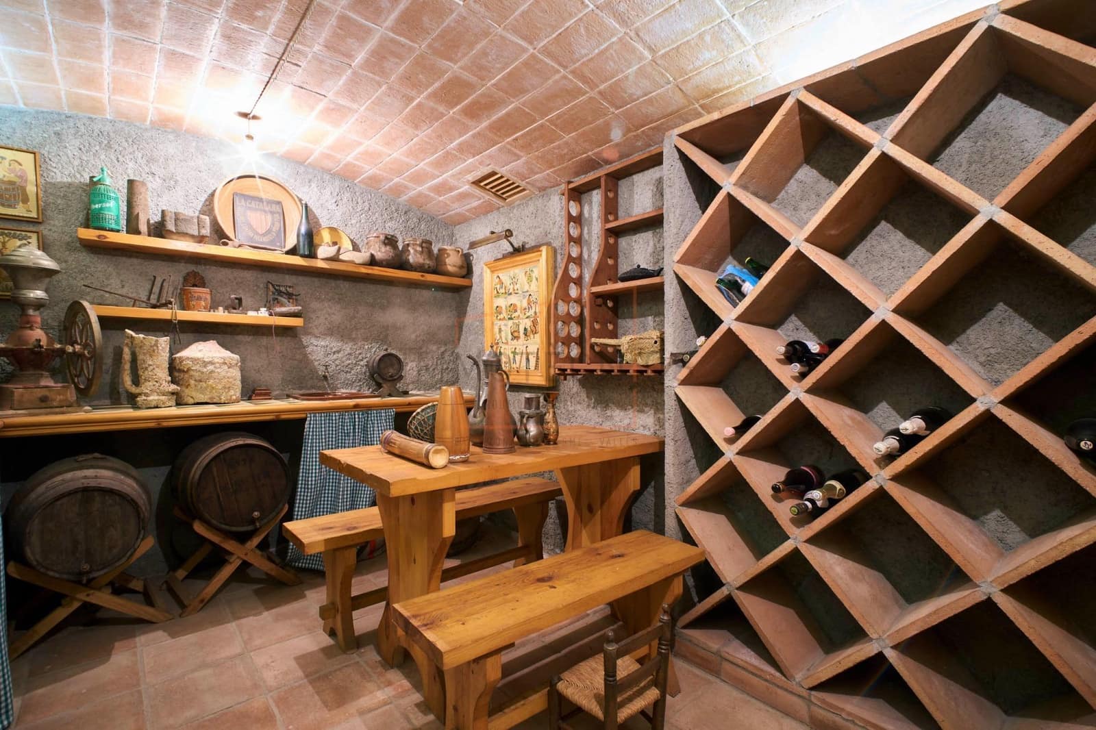 6 bedroom Villa for sale in Canovelles with pool garage - € 750,000 (Ref: 9602734)