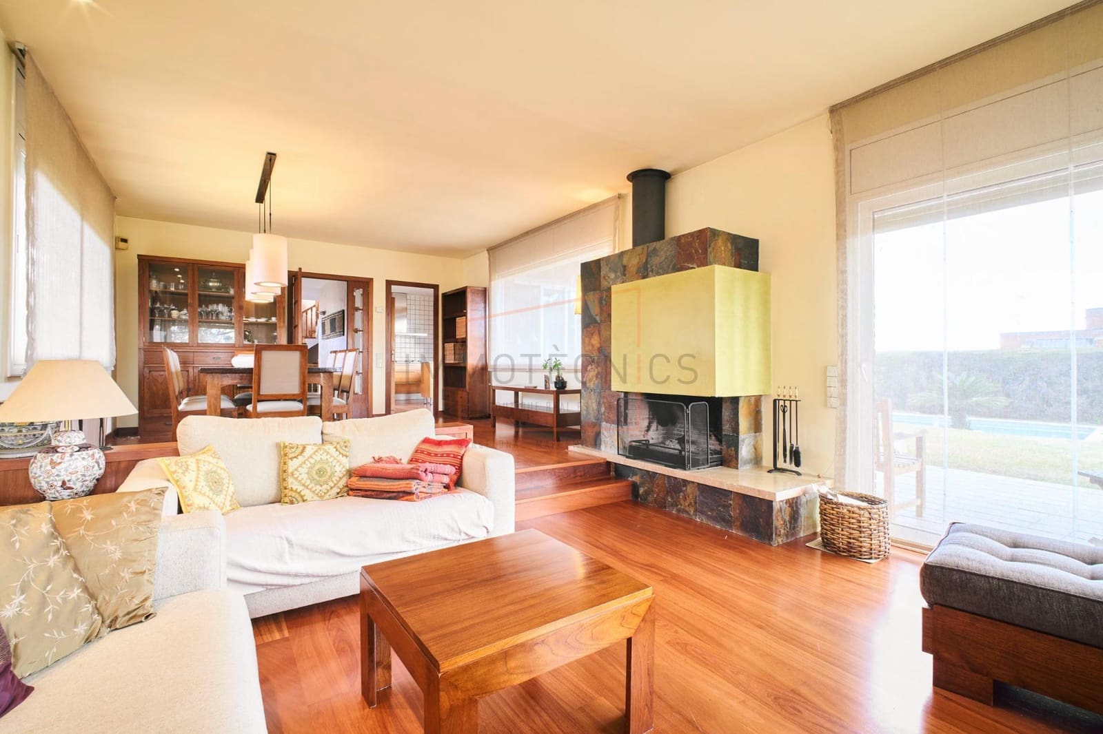 Chalet de 6 habitaciones en Canovelles en venta con piscina garaje - 980.000 € (Ref: 9602734)