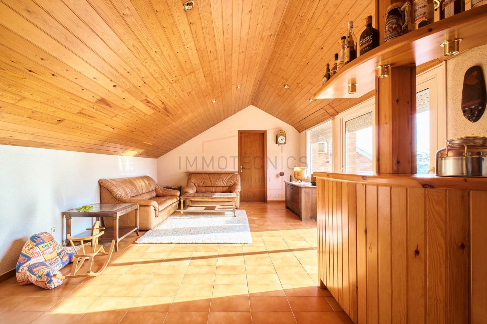 Chalet de 6 habitaciones en Canovelles en venta con piscina garaje - 980.000 € (Ref: 9602734)
